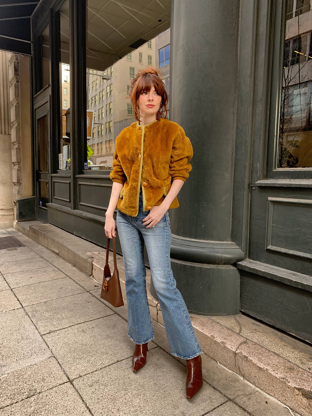 The Flare Jeans I am Obsessed With Right Now - Sea of Shoes